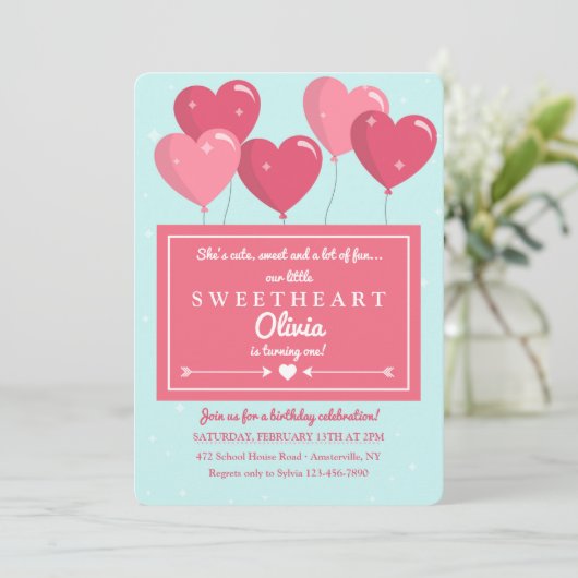 Heart Shaped Balloons Uitnodiging (Staand voorkant)