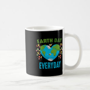 Heart Shaped Earth Day Alledaagse bijen Wereld Env Koffiemok