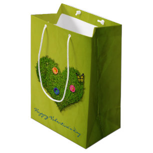 Heart-Shaped Lawn Flowers Butterfly Medium Cadeauzakje