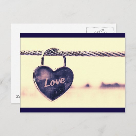 Heart Shaped Love Lock Attached to a Rope Briefkaart (Voorkant / Achterkant)