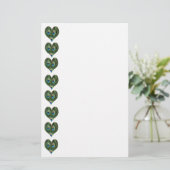 Heart Shaped Peacock Feathers Briefpapier (Staand voorkant)