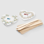 Heart-Shaped Wedding Hand Fans – Mr & Mrs Floral D Handwaaier (Niet-gemonteerd)