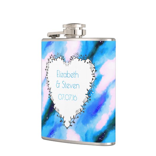 Heart Shaped Wreath op Blue Abstract Weddenschap Heupfles (Links)