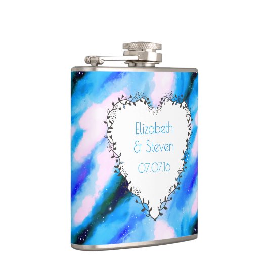 Heart Shaped Wreath op Blue Abstract Weddenschap Heupfles (Rechts)