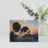 Heart Sparkler Weddenschap Foto Save the Date Aankondigingskaart (Staand voorkant)