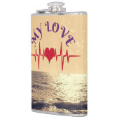 Heartbeat Love – Minimalist Romantic Design Heupfles (Links)