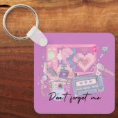 Heartbeats of the 2000s – Pink Nostalgia Keychain (Voorkant)