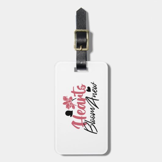 Hearts Bloom Anew - Inspirerend Bloemen Quote Bagagelabel (Voorkant verticaal)