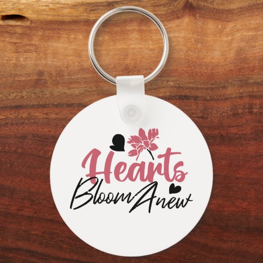 Hearts Bloom Anew - Inspirerend Bloemen Quote Sleutelhanger (Achterkant)