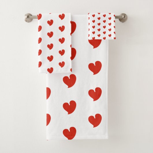 Hearty Hearts - Red and White - Bad Handdoek (Insitu)