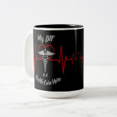 Heath Care Hero BFF Tweekleurige Koffiemok (Voorkant links)