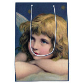 Heavenly angel daydreaming on a cloud in the sky medium cadeauzakje (Achterkant)