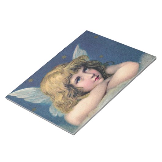 Heavenly angel daydreaming on a cloud in the sky notitieblok (Schuin)