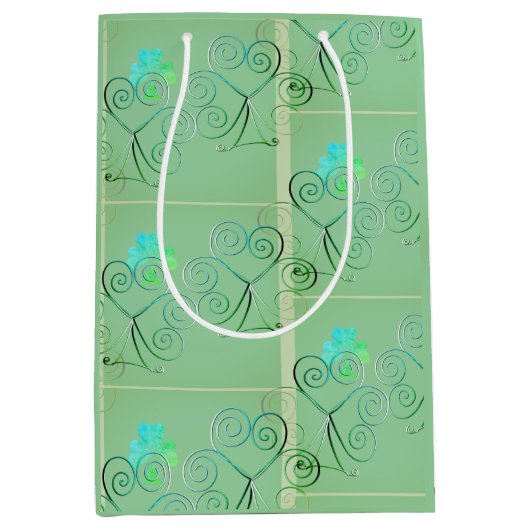 Heb een Happy St Patrick's Day Shamrock Misty Gree Medium Cadeauzakje (Voorkant)