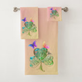"Heb een Happy St. Patrick's Day" Shamrock Towel Bad Handdoek (Insitu)