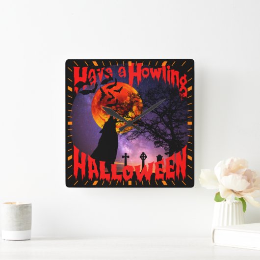 Heb een Howling Halloween Vierkante Klok (Huis)