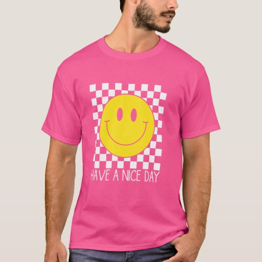 Heb een leuke dag 70s Retro Smile Checkered Happy  T-shirt (Voorkant)