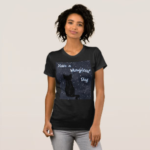 Heb een magische dag zwarte kat blauwe sterren t-shirt