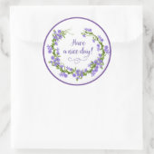 Heb een mooie dag Paarse lavenderbloemen Ronde Sticker (Tas)
