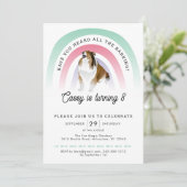 Heb je gehoord, Regenboog en Hond Verjaardag Kaart (Staand voorkant)