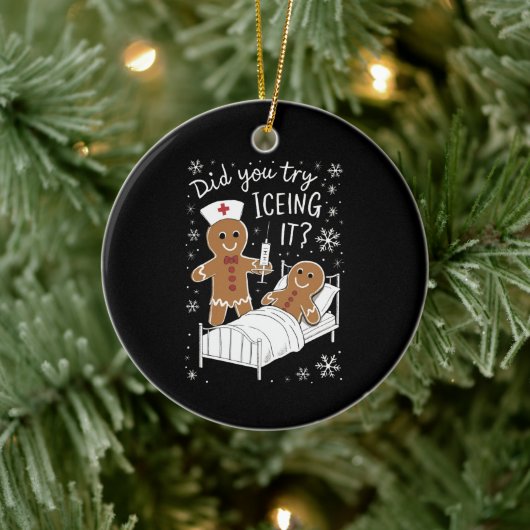 Heb je het geprobeerd met een kerstkoekje van scho keramisch ornament (Boom)