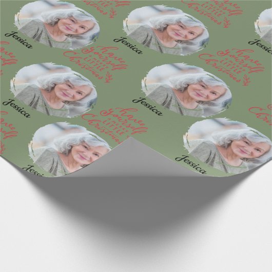 Heb jezelf een vrolijk klein kerstfoto naam cadeaupapier (Hoek)