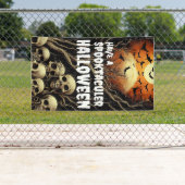 Hebben een Spooktacular Halloween Skulls and Bats Spandoek (Insitu)
