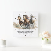 Hebreeën 12:1 Run met Endurance Paard Bijbel Verse Vierkante Klok (Huis)