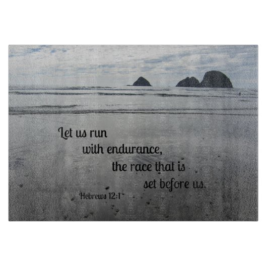 Hebreeuws 12:1 Laten we met duurzaamheid lopen... Snijplank (Voorkant)
