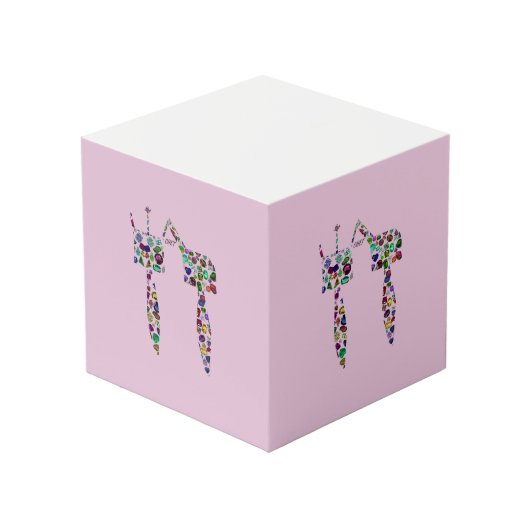 Hebreeuwse letter 'CHET' Kubus (Achter hoekig)