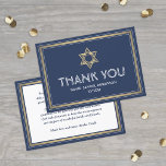 Hebreeuwse naam Bar Mitzvah Star of David Navy & G Bedankkaart<br><div class="desc">Express dankbaarheid aan familie en vrienden voor het delen van uw bar mitswa viering met elegante aangepaste bedankkaarten. Alle bewoordingen zijn eenvoudig te personaliseren of te verwijderen. Als u liever uw bericht van bedankt met de hand schrijft, verwijder dan gewoon de voorbeeldtekst. Dit marineblauw, wit en gouden sjabloon ontwerp heeft...</div>
