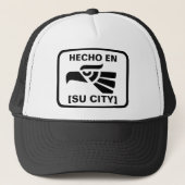 HECHO EN (SU CIUDAD) TRUCKER PET (Voorkant)