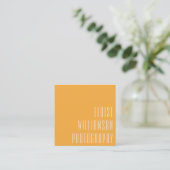 Hedendaags Trendy Chic Bold Typography Yellow Vierkante Visitekaartje (Staand voorkant)