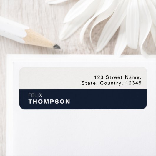 Hedendaagse donkerblauwe & witte rook etiket (Insitu)