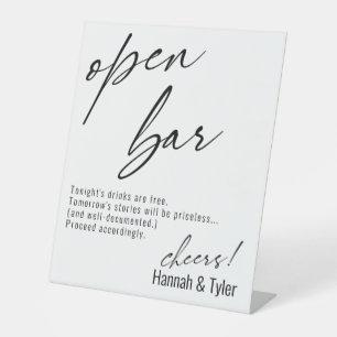 Hedendaagse handgeschreven humoristische open bar reclamebord met voetstuk