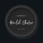 Hedendaagse moderne zwarte Bruidsdouche Papieren Bordje<br><div class="desc">Een gewaagde en trendy typografie voor je feestelijke stationery,  eenvoudig en toch elegant met een zwart-wit thema. Volledig aanpasbaar: indien nodig kunt u de kleuren van het lettertype en de achtergrond wijzigen.</div>