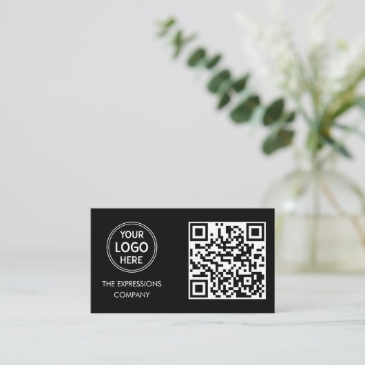 Hedendaagse Zwarte Custom Logo met QR Code Square Visitekaartje (Staand voorkant)