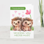 Hedgehog Hugs gepersonaliseerde Valentijnse Feestdagen Kaart (Voorkant)