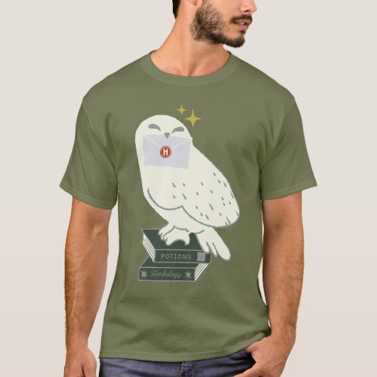 Hedwig With Letter Whimsical Drawing T-shirt (Voorkant)