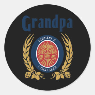 Heeft een koude bier Happy Fathers Day nodig Ronde Sticker