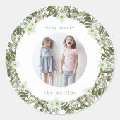 Heel Merry Pine en Floral Winter Wreater Kerstmis Ronde Sticker (Voorkant)
