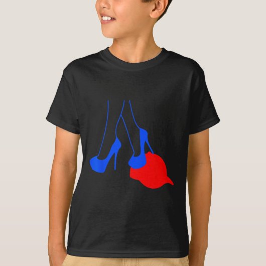 Heels stapt op bij Red Mega Pet 2024 T-shirt (Voorkant)