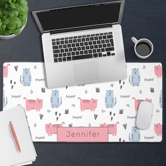 Heerlijk roze & blauw cartoon katten met naam bureaumat