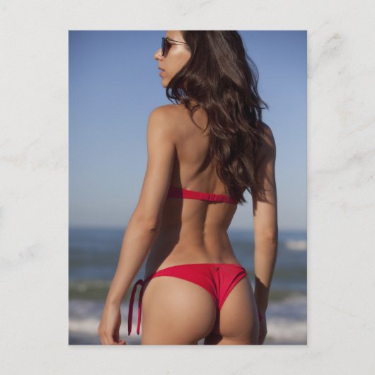 ● Heet! ● Foto van het strand Red bikini Briefkaart (Voorkant)