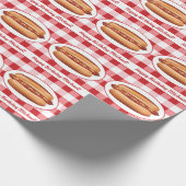 Heet hondenvoer op rode gingham en aangepaste teks cadeaupapier (Hoek)
