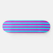 Heet roze en cyaan blauw groen turquoise strepen persoonlijk skateboard (Horizontaal)