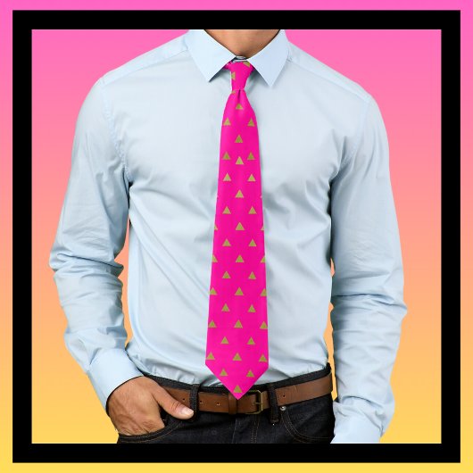 Heet Roze en Gouden Driehoeken Patroon Stropdas