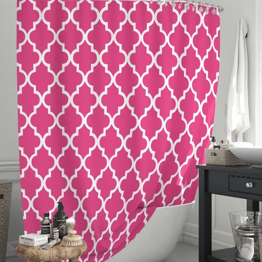 Heet Roze en Wit Marokkaans Quatrefoil Douchegordijn