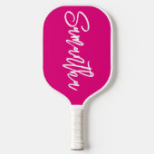 Heet roze en witte moderne penseellettertype pickleball paddle (Voorkant)