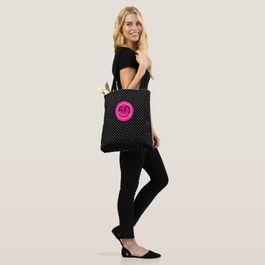Heet Roze en Zwart 50 & Fabulous Verjaardagscadeau Tote Bag (Op model)